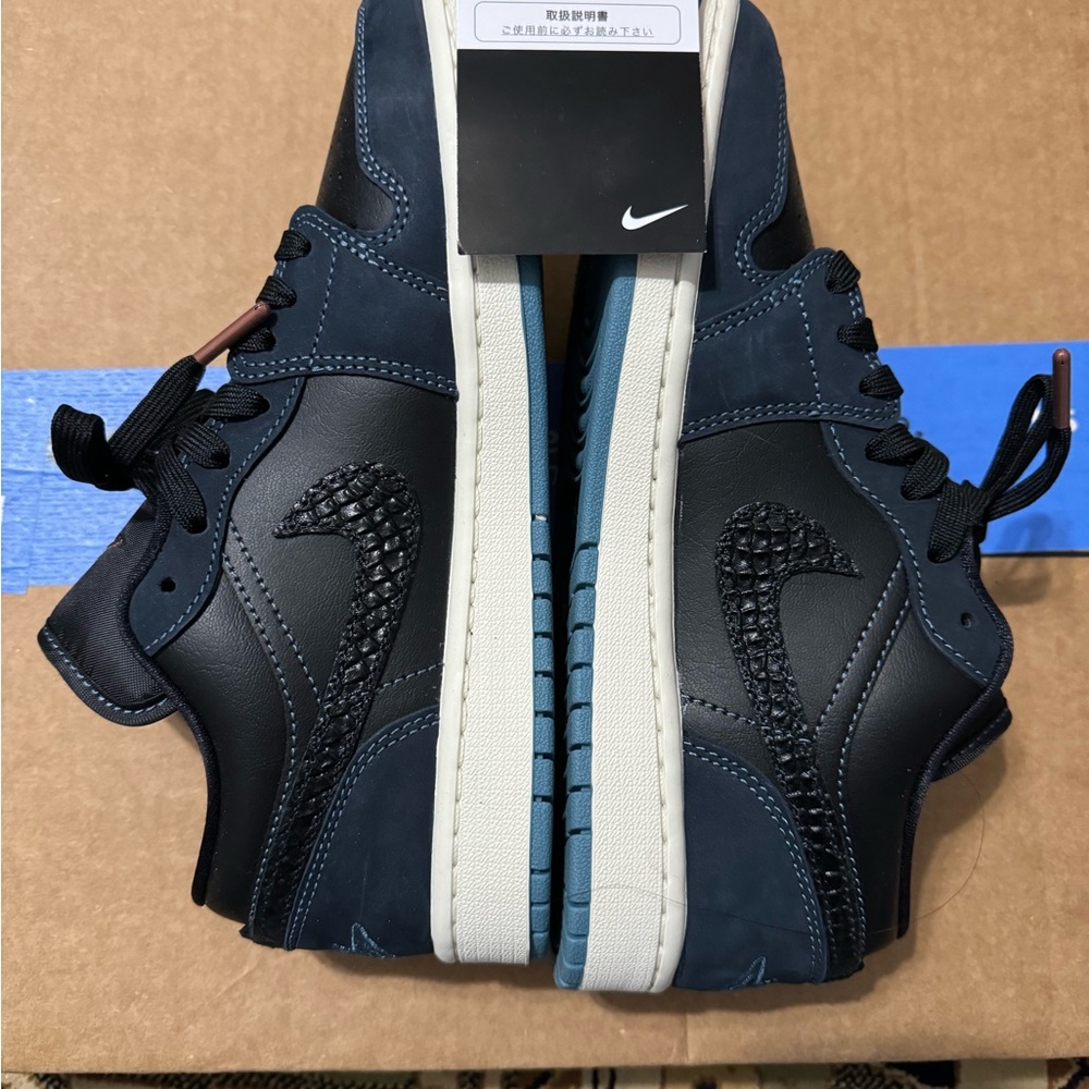 Women Air Jordan 1 Low SE